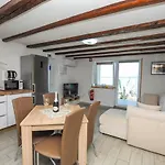 Bellevue Molet Apartma *