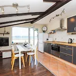 Bellevue Molet Apartma *