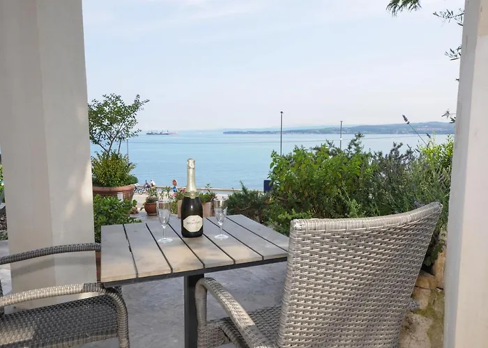 Bellevue Molet 公寓 *